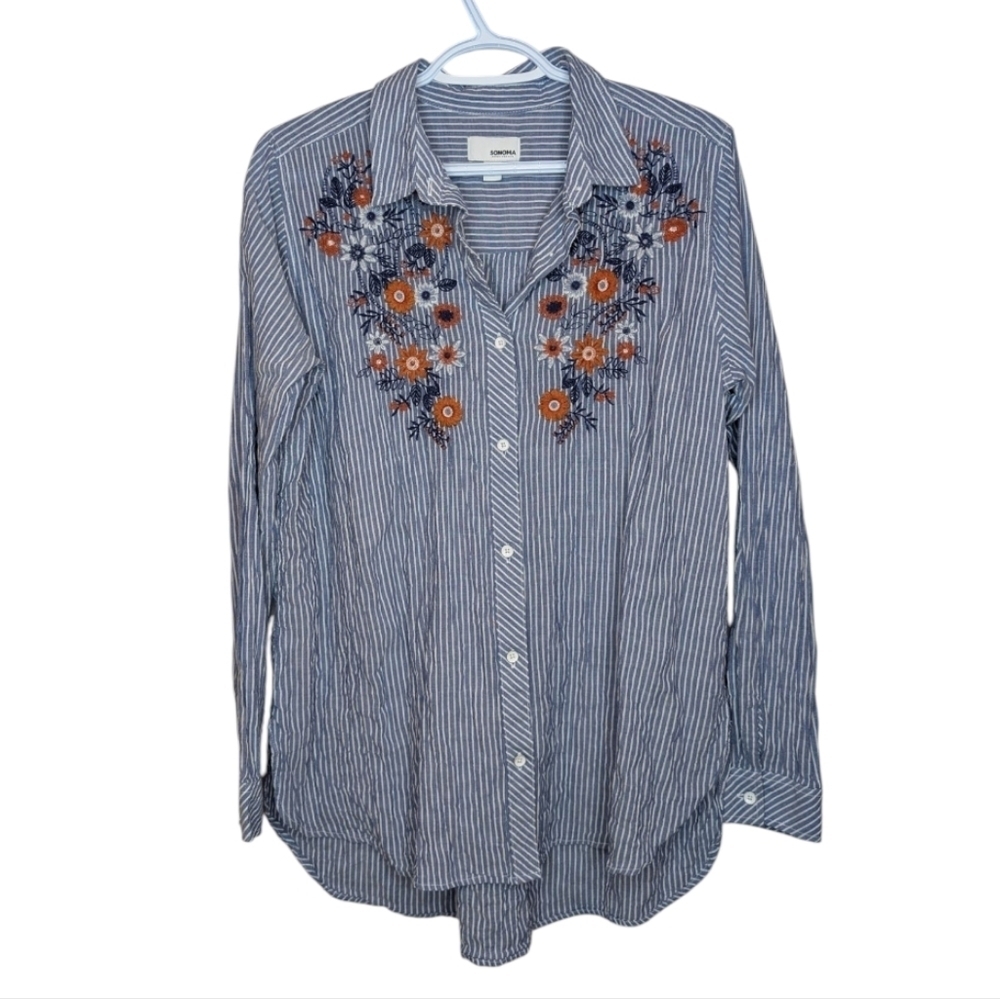 Sonoma Medium Womens Cotton Blue Striped Button Down Top Floral Embroidered